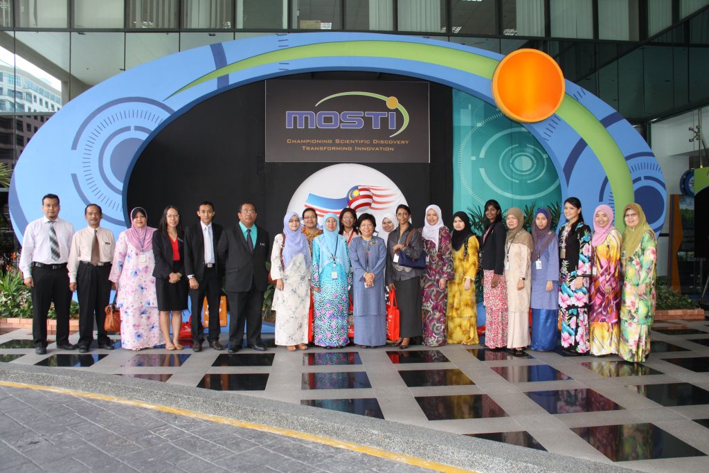 Lawatan Ahli Jawatankuasa Sistem Desa 01