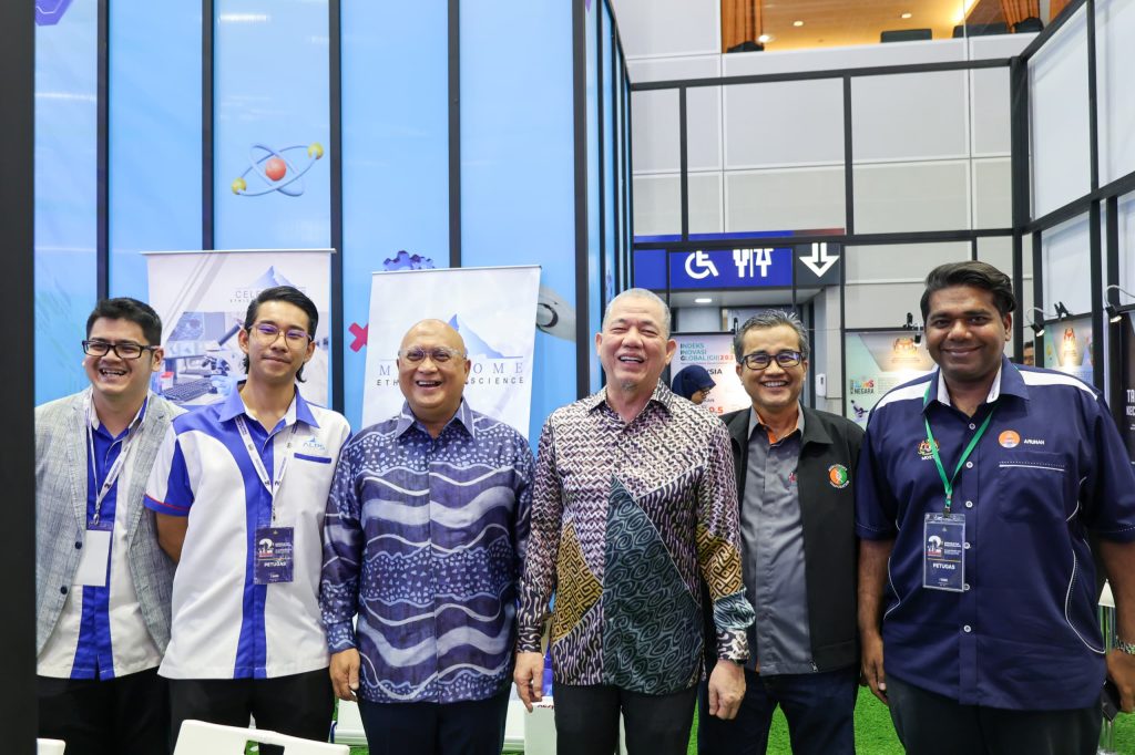 1fccc501 C7db 4b11 97f7 376880409664