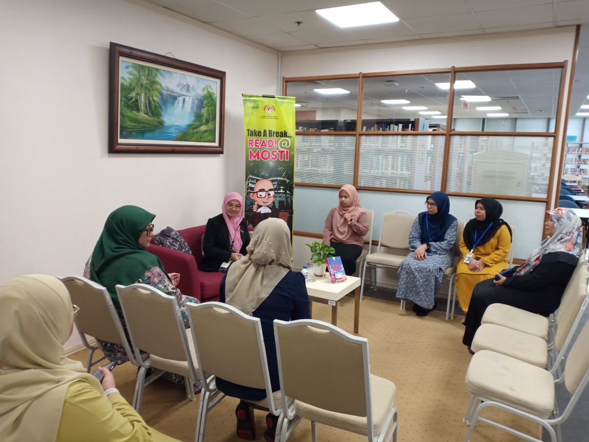 16 Nurin Syazwani Binti Mohd Adi (mosti)