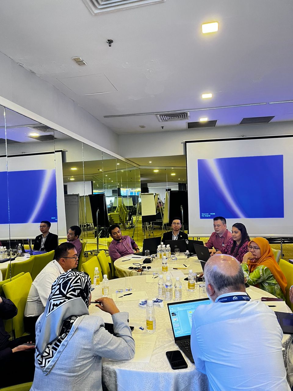 932b5696 C3aa 4e9f 90f9 A7c0faf6eeb6