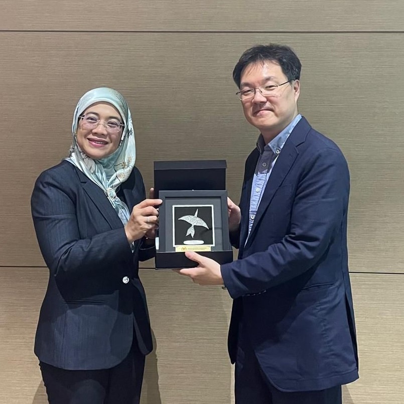 449134477 893324446156545 4623101738718501818 N