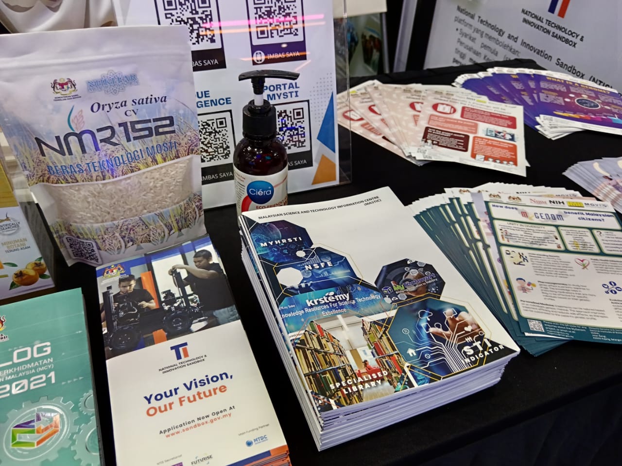 5e16d86e E995 429c Bb36 D57a50592e42