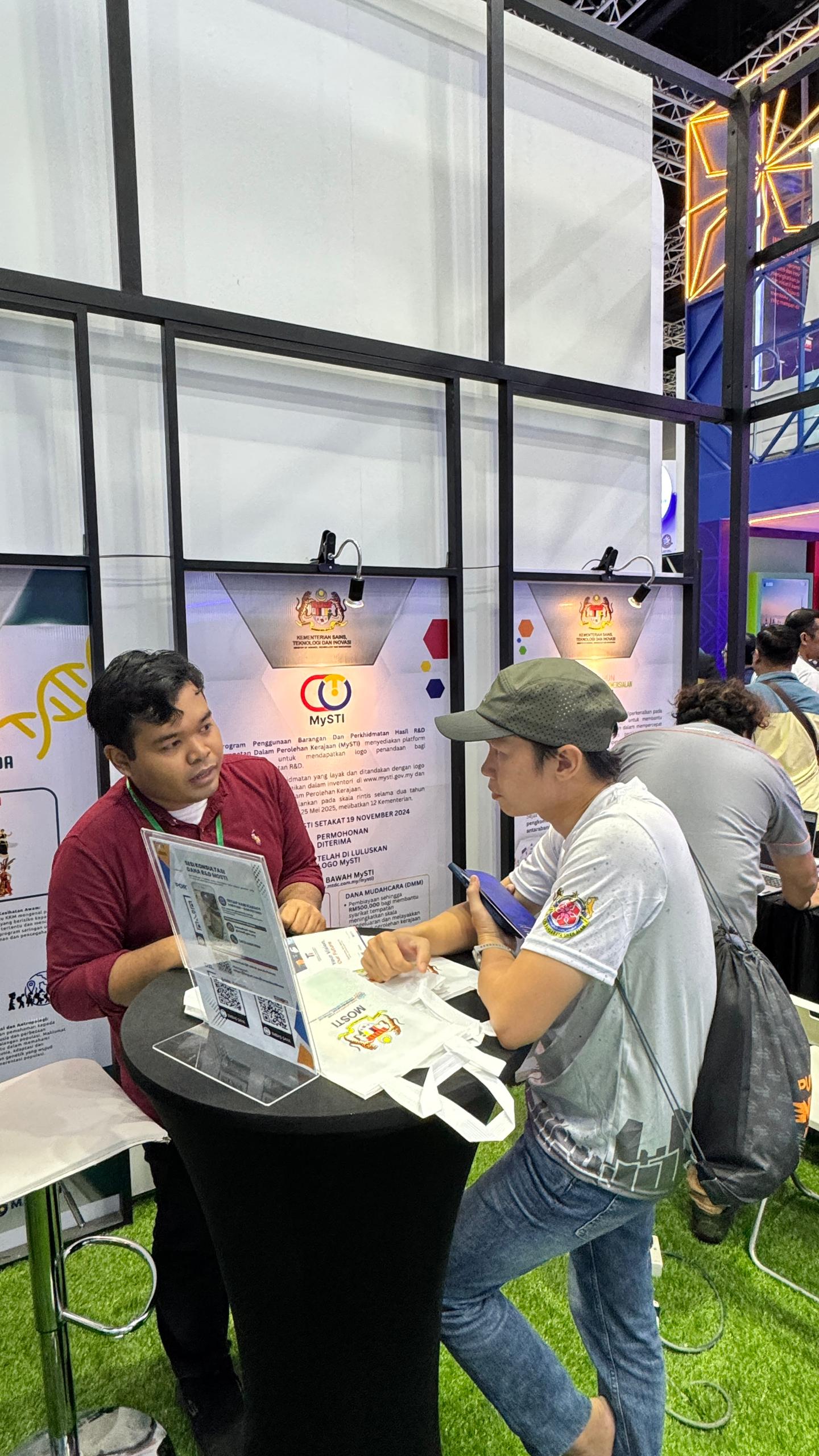 99055209 2d8b 4b10 9cfa 76514639d6a9