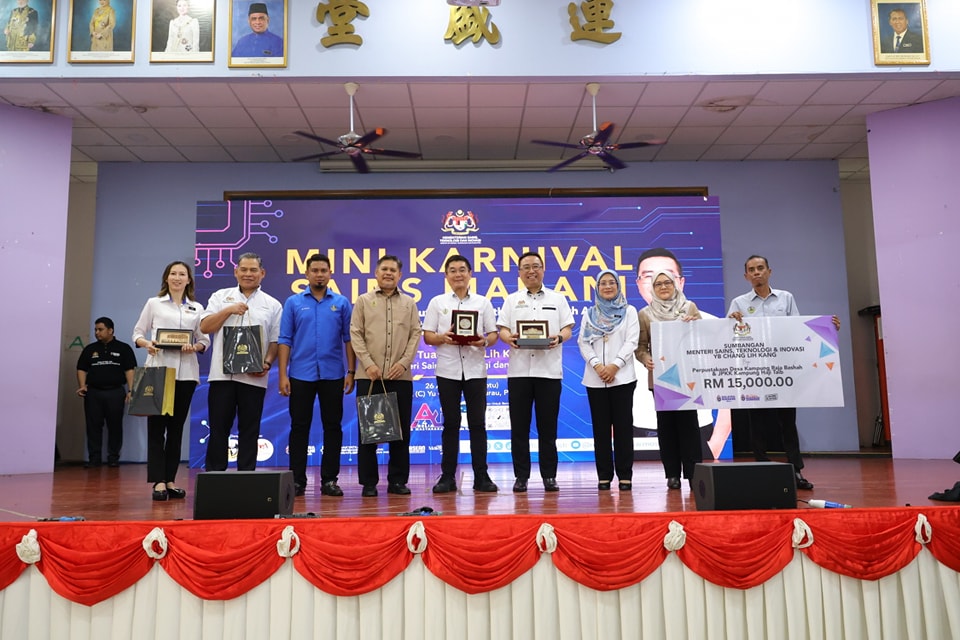 493115099 1124993576322963 3569620978039364413 N